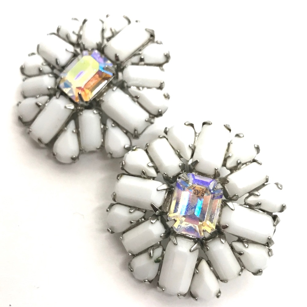 WEISS Vintage Earrings White Glass Crystal Retro